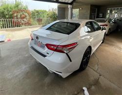 تۆیۆتا کامری